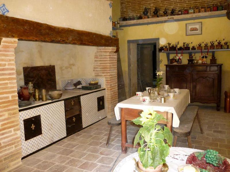 Chateau De Vallègue Екстериор снимка
